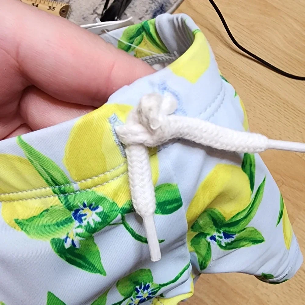 NWT Janie & Jack Lemon Baby Swim Shorts‎ size 0-3 months.